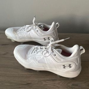Women’s Like New Under Armour Glyde Cleats